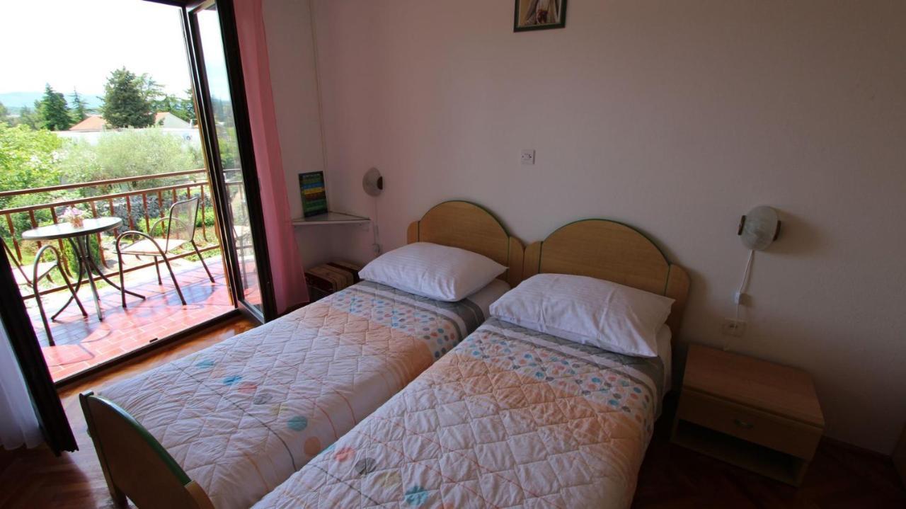 מאלינסקה Apartments And Rooms Jelka מראה חיצוני תמונה