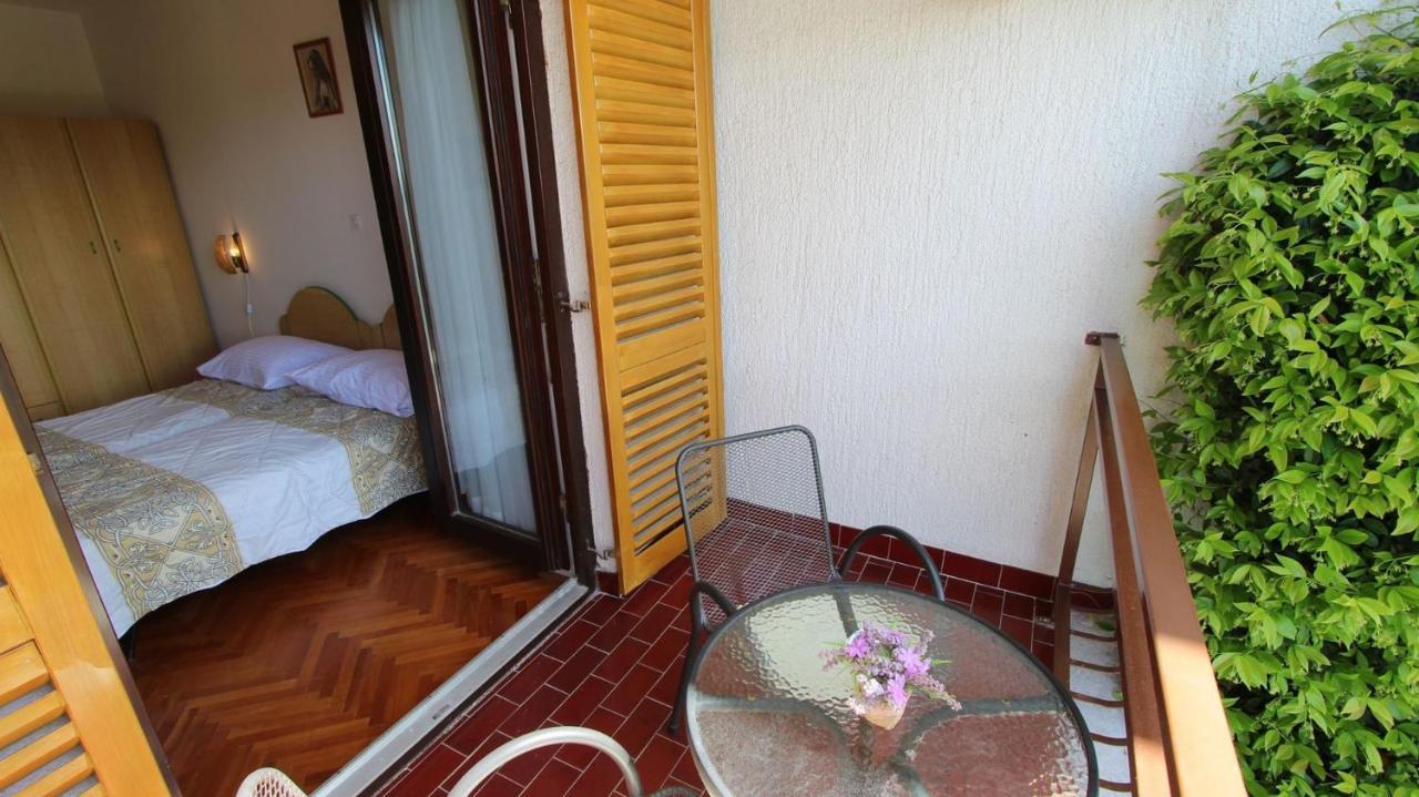 מאלינסקה Apartments And Rooms Jelka מראה חיצוני תמונה