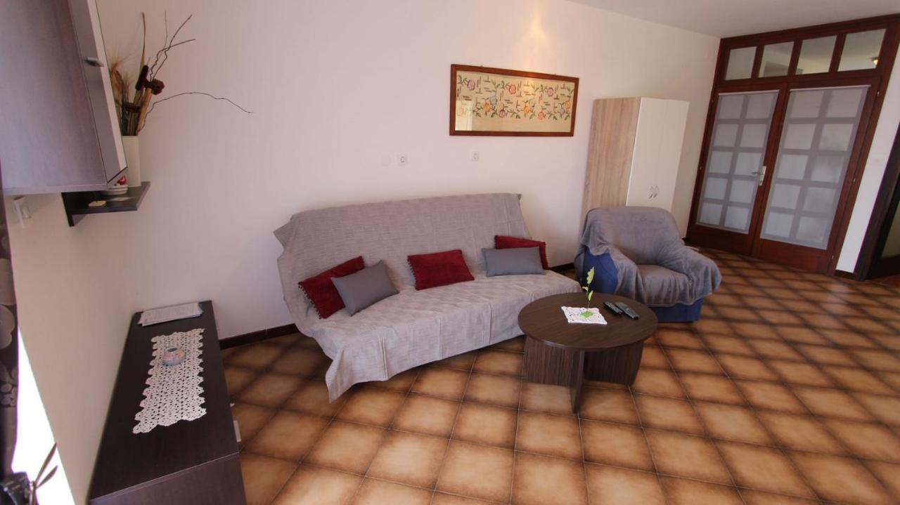 מאלינסקה Apartments And Rooms Jelka מראה חיצוני תמונה